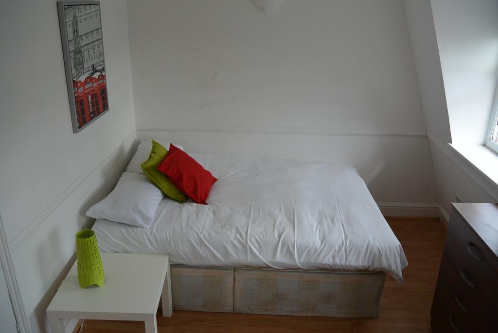 لندن Shoreditch Rooms الغرفة الصورة
