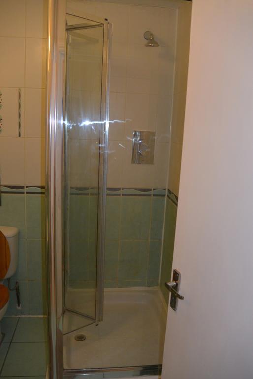 لندن Shoreditch Rooms الغرفة الصورة